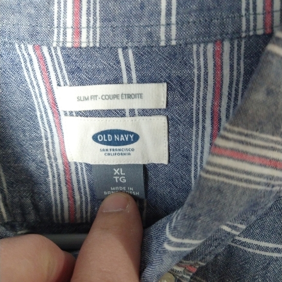$ OLD Navy long sleeve button front striped collared casual dress shirt. Size XL - Picture 6 of 8